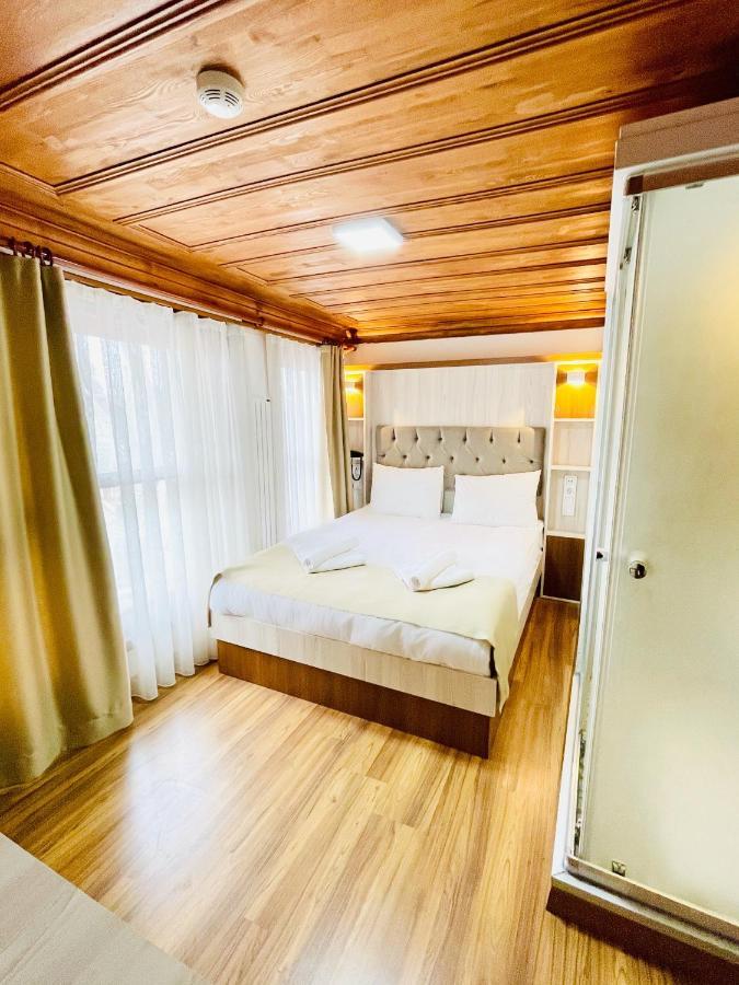 Qonaq Hotel & Suites Istanbul Exterior photo